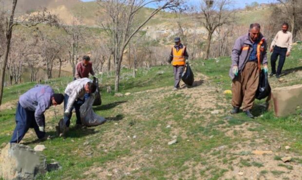 بیش از ۲۰ تن زباله در مهاباد جمع‌آوری شد