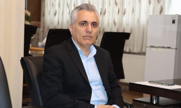 شهید مطهری نماد ایثار و فداکاری است شهید مطهری نماد ایثار و فداکاری است