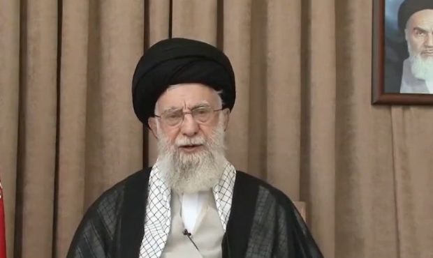 سومین پیام رهبر انقلاب خطاب به ملت ایران