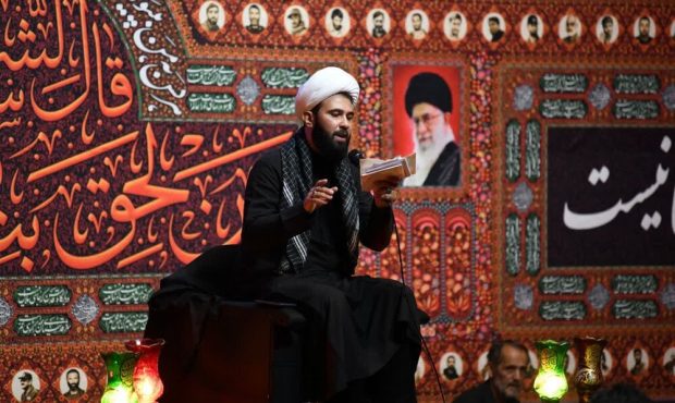 قیام امام حسین (ع) مبارزه با ظلم بود