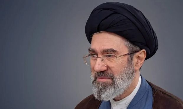 فتح قله های پیشرفت مأموریت دانش آموزان و دانشجویان فتح قله های پیشرفت مأموریت دانش آموزان و دانشجویان